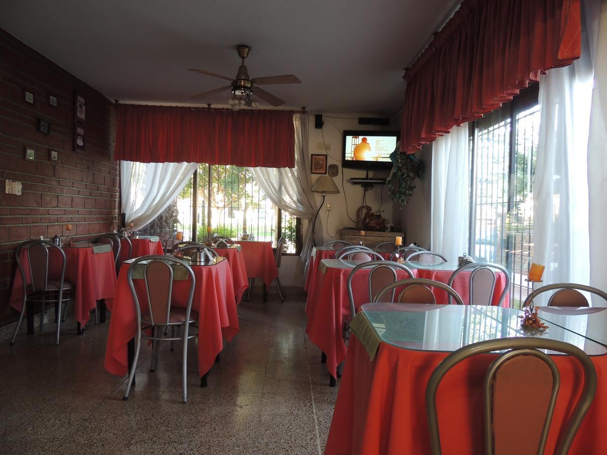 Hotel Carlos Paz Villa Carlos Paz Kültér fotó