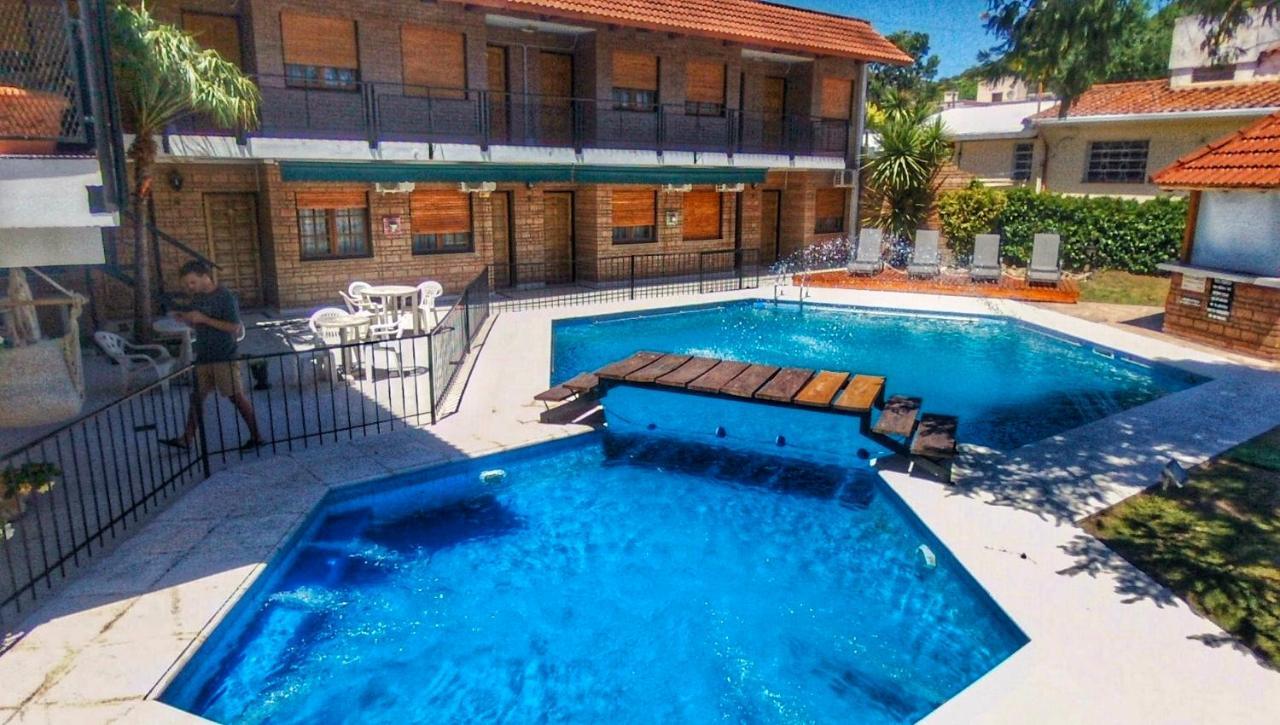 Hotel Carlos Paz Villa Carlos Paz Kültér fotó