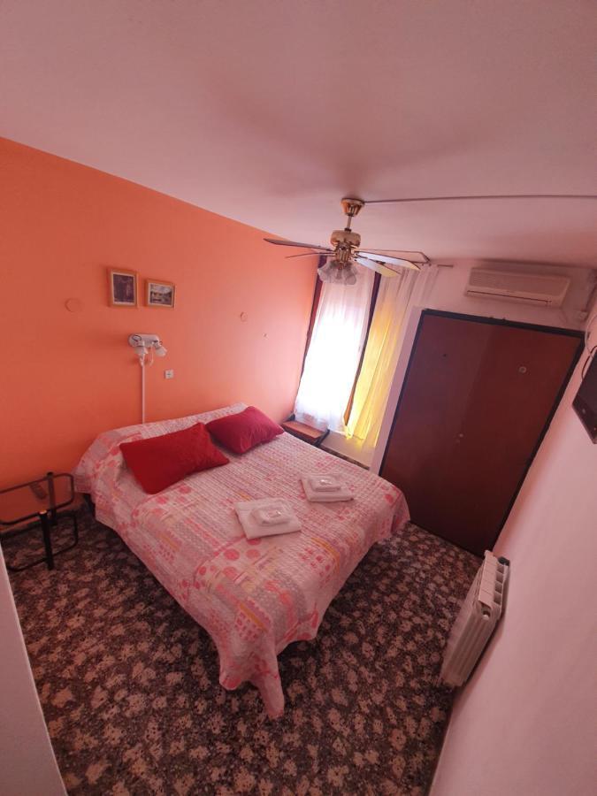 Hotel Carlos Paz Villa Carlos Paz Kültér fotó